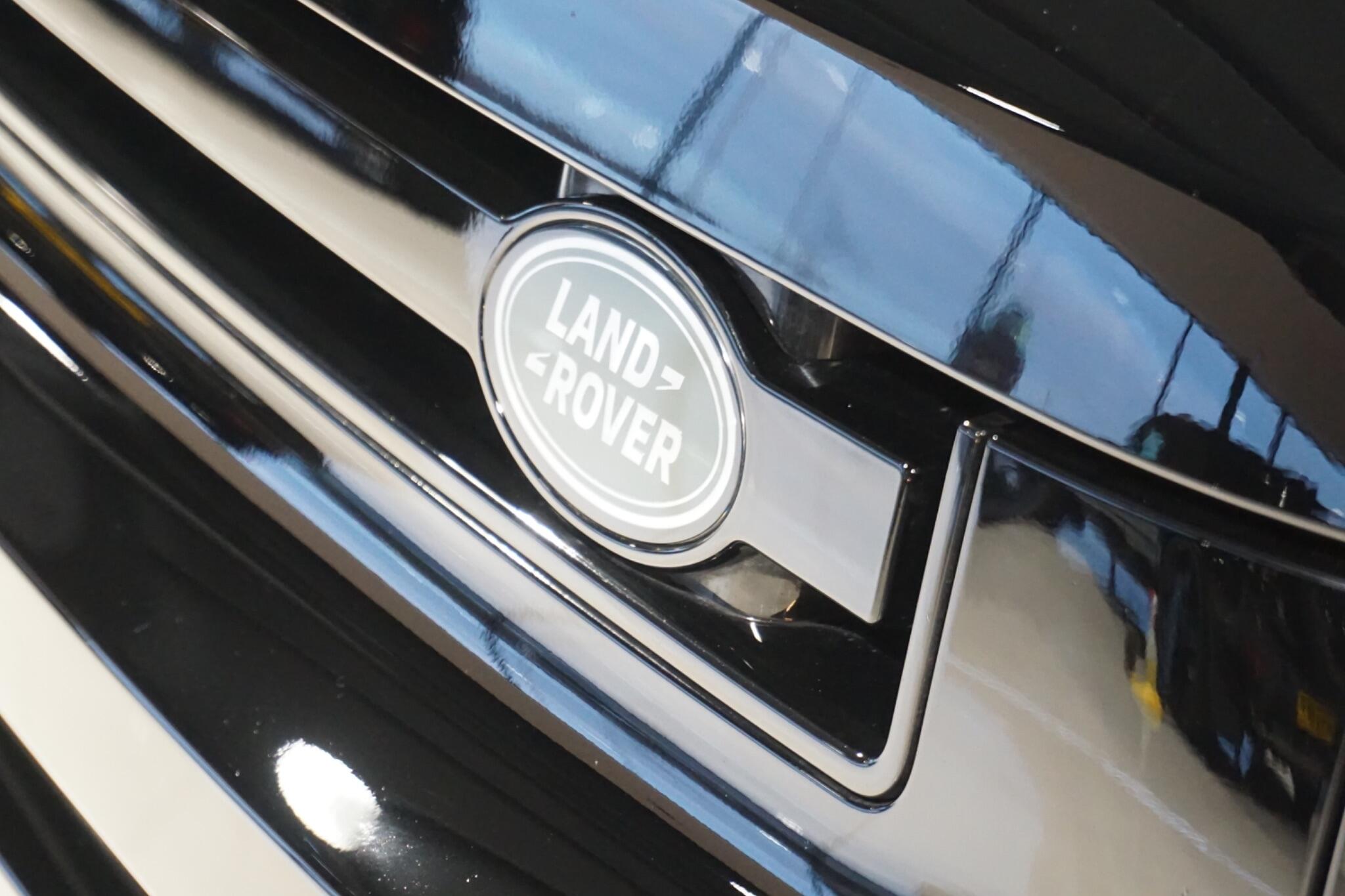 Land Rover Defender 110 3.0 D300 MHEV X SUV 5dr Diesel Auto 4WD Euro 6 (s/s) (300 ps)